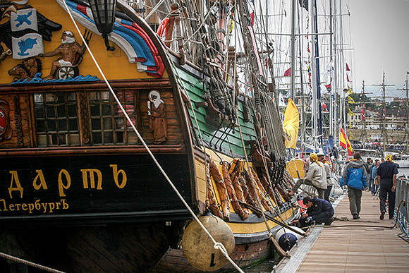 TALL SHIP, NEWCASTLE GATESHEAD QUAYSIDE
