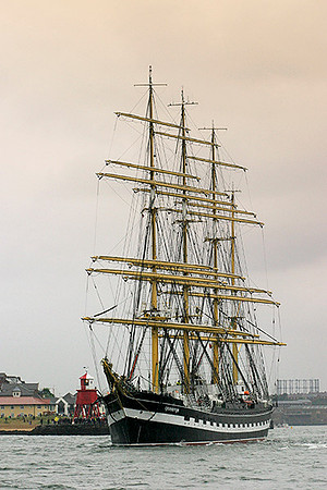 TALL SHIP KRUZENSHTERN